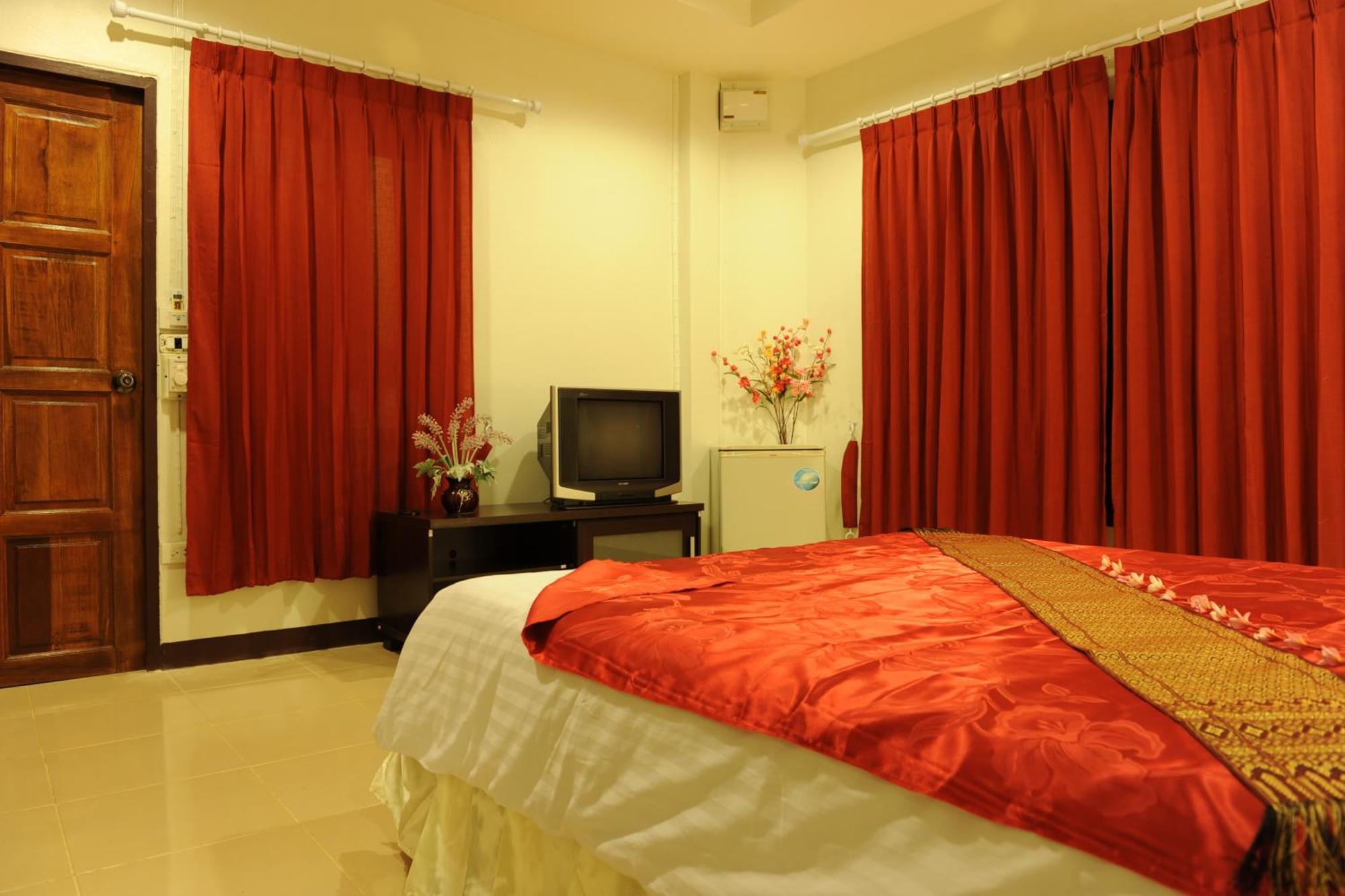 Moonwalk Lanta Resort Ko Lanta Extérieur photo